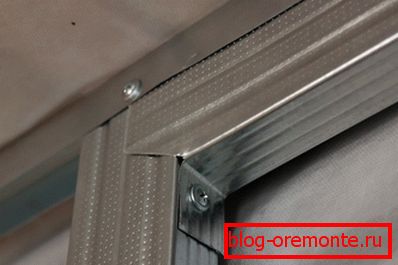 Mounting profiles between each other Mounting profiles between each other