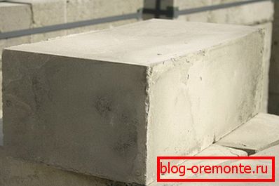 Light and warm foam concrete blocks