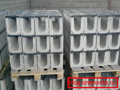 Linear trays with cast-iron protective gratings. Linear trays with cast-iron protective gratings.