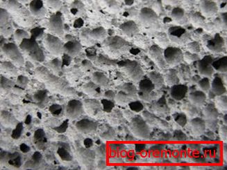 Low volumetric weight of foam concrete due to high porosity