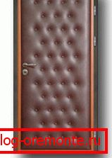 The use of artificial leather in the door trim The use of artificial leather in the door trim