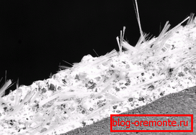 Material from a mixture of glass filaments and ordinary concrete Material from a mixture of glass filaments and ordinary concrete