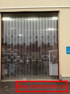 The use of polyvinyl in the manufacture of the door