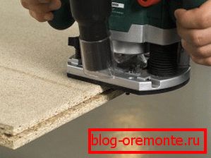 Sampling slot router installation of interior sliding doors