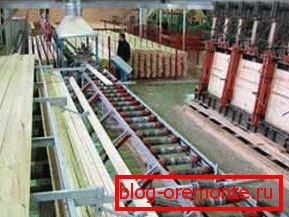 This photo shows the packaging of slats in packages. This photo shows the packaging of slats in packages.