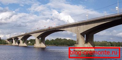 In the photo - concrete construction In the photo - concrete construction