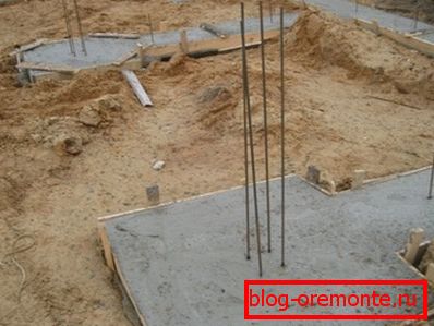 On the photo - concrete pad On the photo - concrete pad