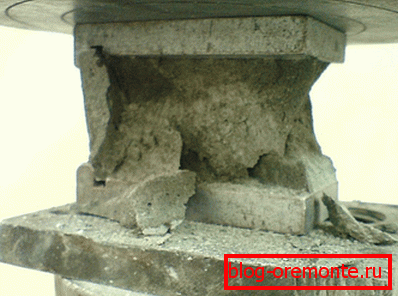 In the photo - laboratory work to determine the state of frozen material In the photo - laboratory work to determine the state of frozen material