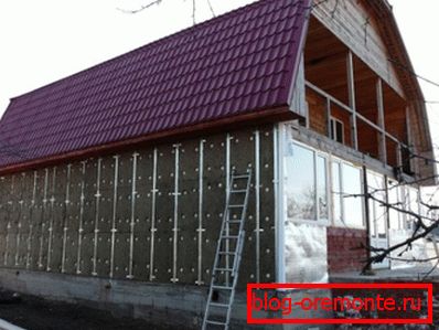 On the photo - crate with insulation On the photo - crate with insulation