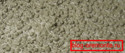 In the photo - the solution for the formation of wall stone In the photo - the solution for the formation of wall stone