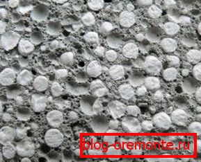In the photo - the structure of concrete with polystyrene granules In the photo - the structure of concrete with polystyrene granules