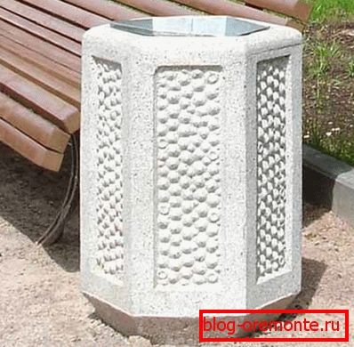 On the photo - bins of concrete, which are firmly established in our life and are found almost everywhere. On the photo - bins of concrete, which are firmly established in our life and are found almost everywhere.