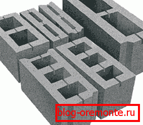 In the photo - blocks of polystyrene foam concrete In the photo - blocks of polystyrene foam concrete