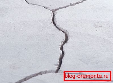 In the photo - shear crack In the photo - shear crack