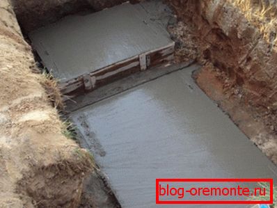The photo shows the cast monolithic base. The photo shows the cast monolithic base.
