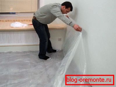 In the photo, the use of budgetary vapor barrier In the photo, the use of budgetary vapor barrier