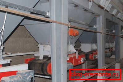 In the photo: all containers intended for storing the components of the mixture must be located in the room, so you will avoid freezing them In the photo: all containers intended for storing the components of the mixture must be located in the room, so you will avoid freezing them