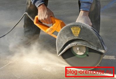 Cutting seams in concrete grinder Cutting seams in concrete grinder