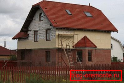 Exterior decoration of the house of aerated concrete - a mandatory procedure. Exterior decoration of the house of aerated concrete - a mandatory procedure.