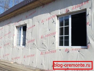 External warming of walls from a bar. Mineral wool is protected from wind blowing.