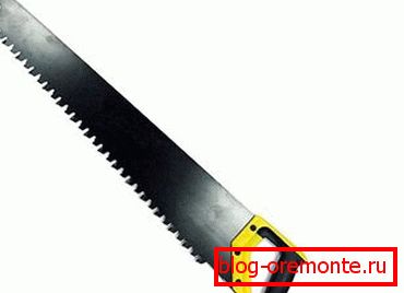 Hacksaw on foam concrete with hard alloy teeth Hacksaw on foam concrete with hard alloy teeth