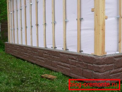 Crate with insulation Crate with insulation