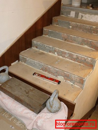 Concrete staircase plating Concrete staircase plating