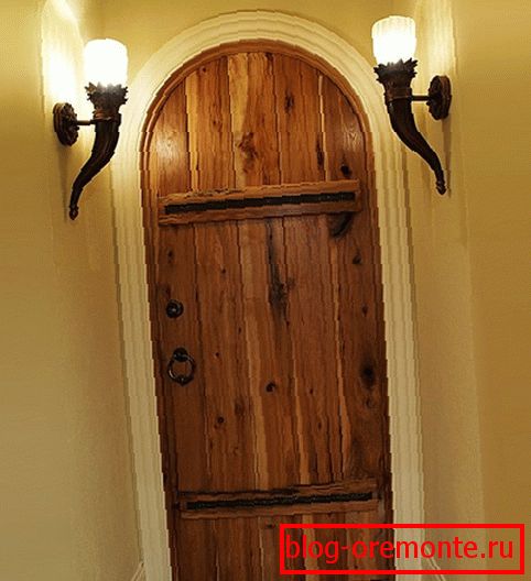 Entrance door lights