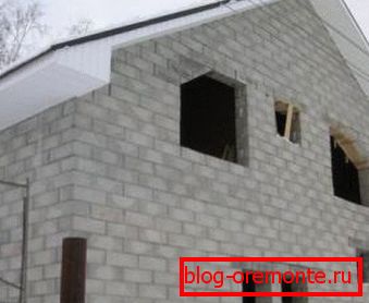 Foam concrete blocks are also popular for building a house Foam concrete blocks are also popular for building a house