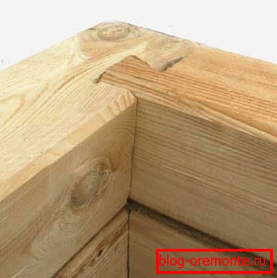 In the corners of the log house it is necessary to do cuttings In the corners of the log house it is necessary to do cuttings
