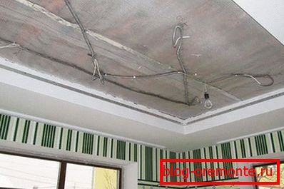 Wiring is pulled to the locations of the lamps. Wiring is pulled to the locations of the lamps.