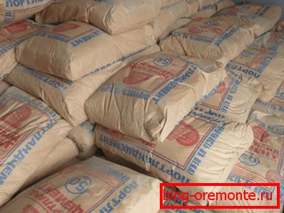 Portland cement in standard packaging Portland cement in standard packaging