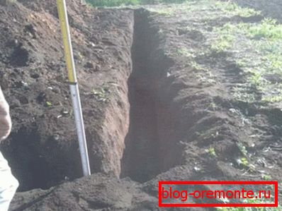 Since the basement can be quite attributed to the foundation, all work usually begins with digging a trench Since the basement can be quite attributed to the foundation, all work usually begins with digging a trench