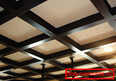 The ceiling trimmed with a constructional bar The ceiling trimmed with a constructional bar
