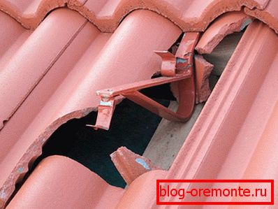 Damage to the roof of the tiles