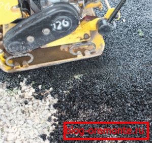 When working on the roof ramming equipment is used for compaction When working on the roof ramming equipment is used for compaction