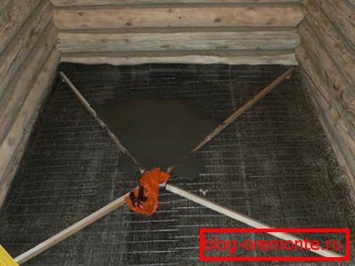 When creating a floor in rooms with high humidity, you should think about how to increase the brand of material or add additional additives to it. When creating a floor in rooms with high humidity, you should think about how to increase the brand of material or add additional additives to it.