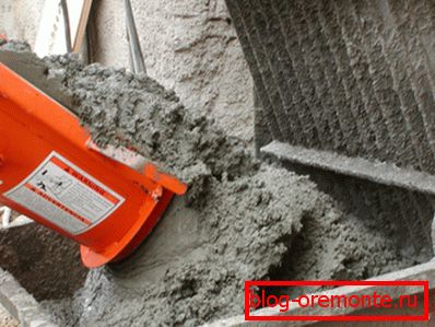 Preparation of building concrete solution. Preparation of building concrete solution.