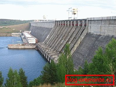 An example of a massive hydraulic structure. An example of a massive hydraulic structure.
