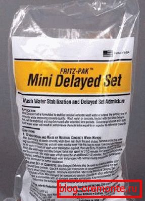 An example of a modifier that accelerates the setting of concrete An example of a modifier that accelerates the setting of concrete