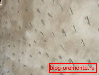 Example of notches on the concrete surface Example of notches on the concrete surface