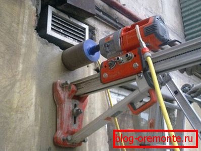 Professional equipment for drilling holes in concrete Professional equipment for drilling holes in concrete