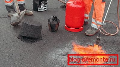 Heating the repair area using a special gas burner Heating the repair area using a special gas burner