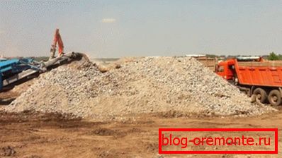 The production of secondary gravel directly on the construction site The production of secondary gravel directly on the construction site