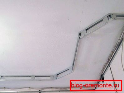 Intermediate stage of frame installation Intermediate stage of frame installation