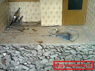 The process of dismantling the screed The process of dismantling the screed