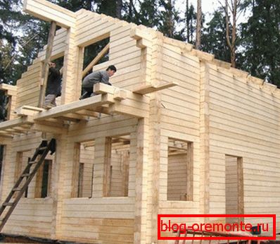 The process of building housing from the glue bar with his own hands. The process of building housing from the glue bar with his own hands.