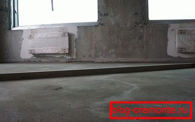 Check the flatness of the concrete floor