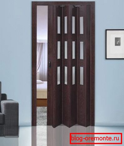 Sliding bedroom doors with inlays Sliding bedroom doors with inlays