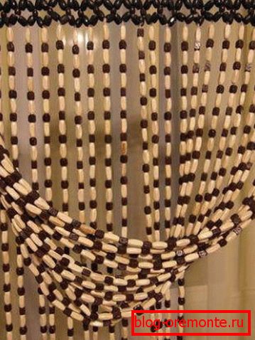 Placing the curtains in the doorway